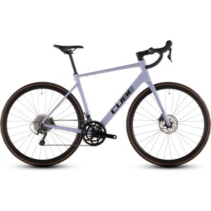 Dviratis Cube Attain Race cyclamen'n'black 2026-56 cm